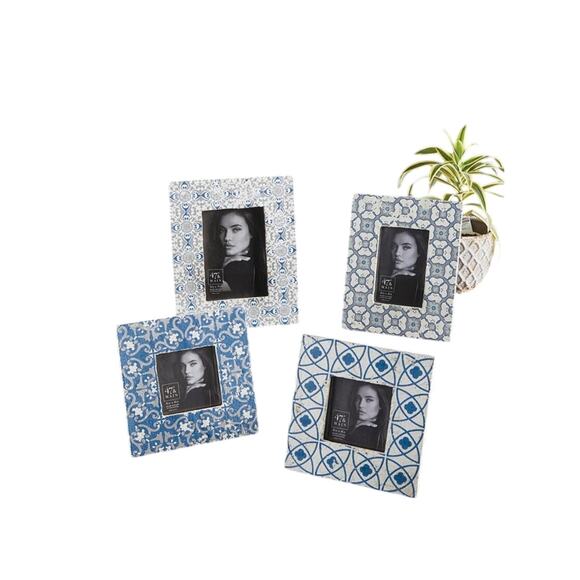 Painted Cement Handcrafted vintage look Photo Frame Picture Holder
4x4 photo - Picture 6 of 8